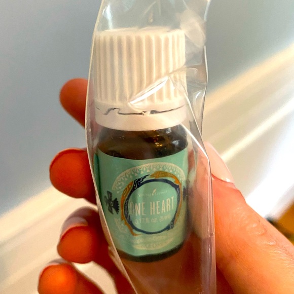 5mL One Heart - Young Living Essential Oils